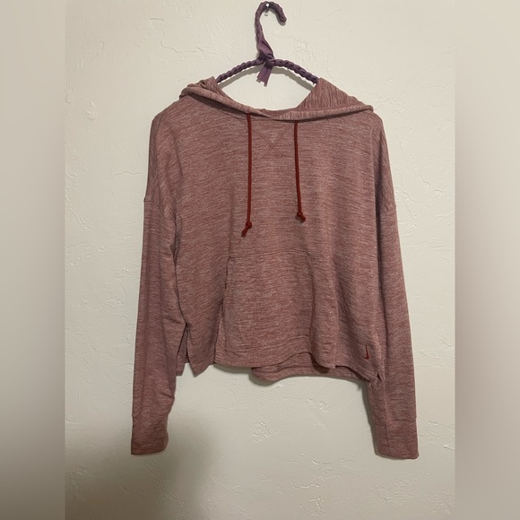 Red Nike sweatshirt - Picture 1 of 4